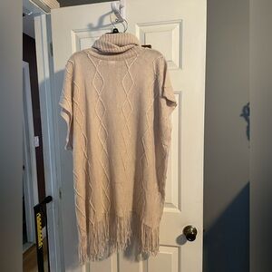 Poncho sweater